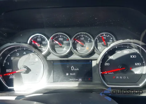 2021 Chevrolet Silverado 1500 z USA, uszkodzony, nr VIN 3GCUYDED9MG474219